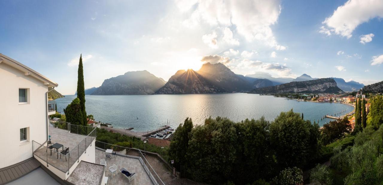 Vistalago Torbole Torbole Sul Garda ภายนอก รูปภาพ