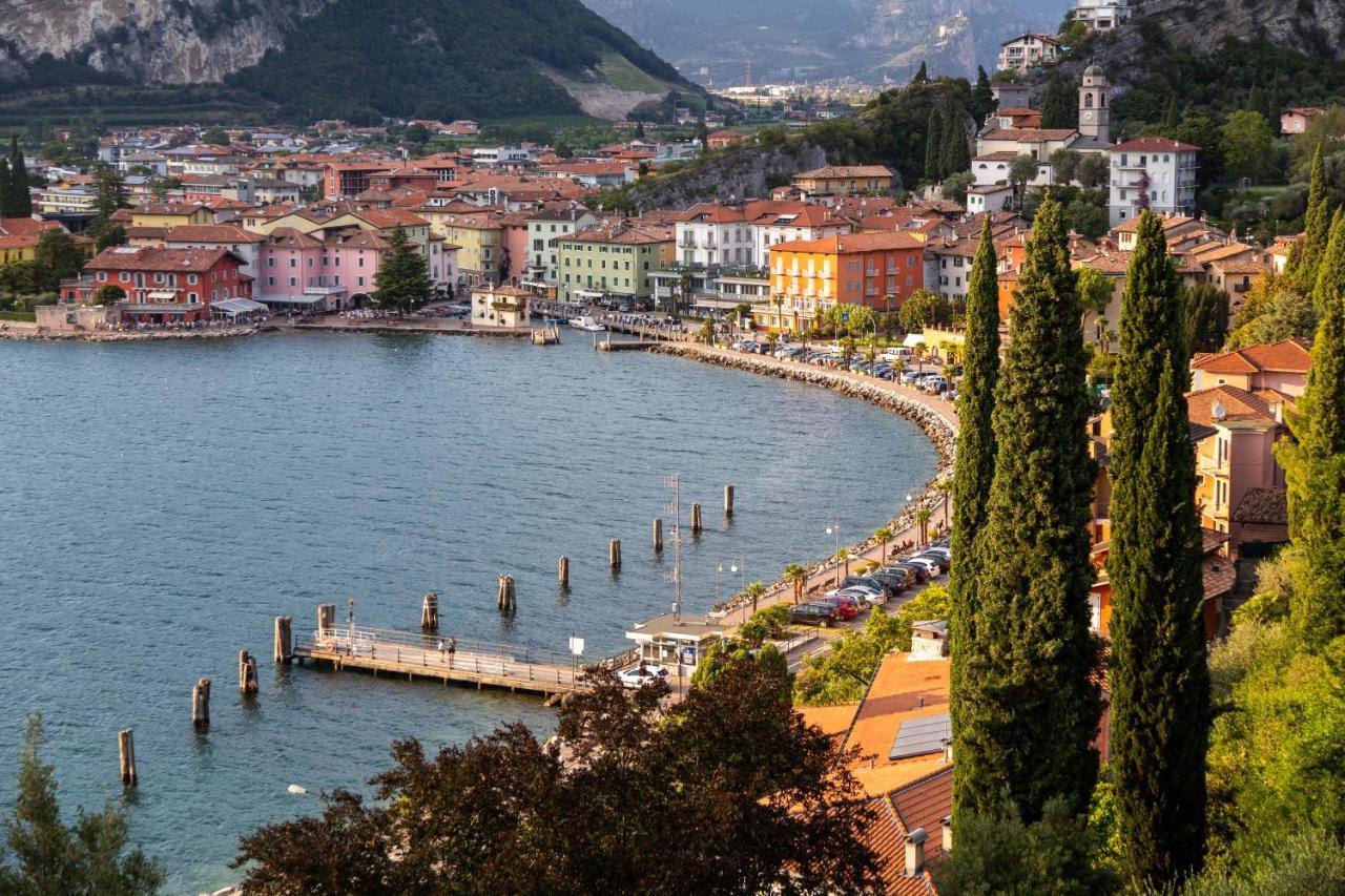 Vistalago Torbole Torbole Sul Garda ภายนอก รูปภาพ