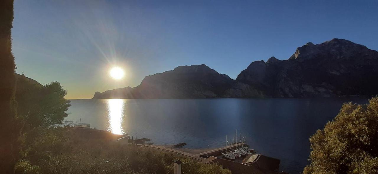 Vistalago Torbole Torbole Sul Garda ภายนอก รูปภาพ